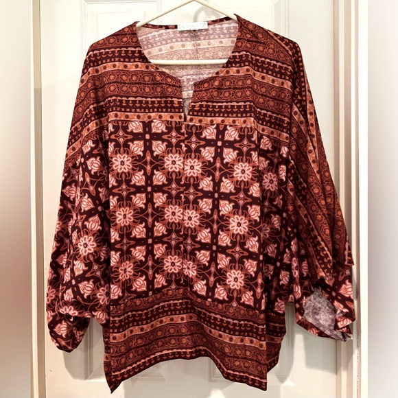 Weekend Suzanne Betro Tops - Suzanne Betro Weekend Batwing Sleeve Tunic Size L